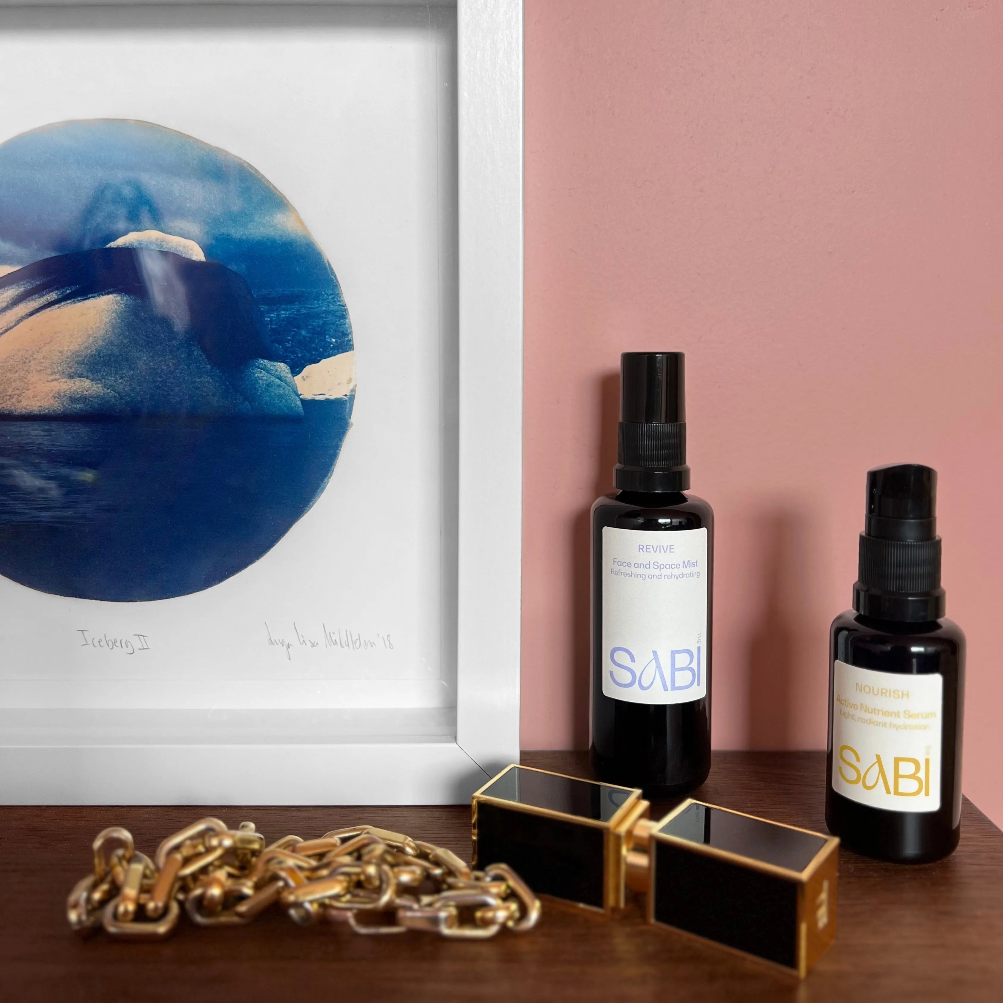 Beyond Serums: Exploring Hyaluronic Acid in Makeup and Sunscreen