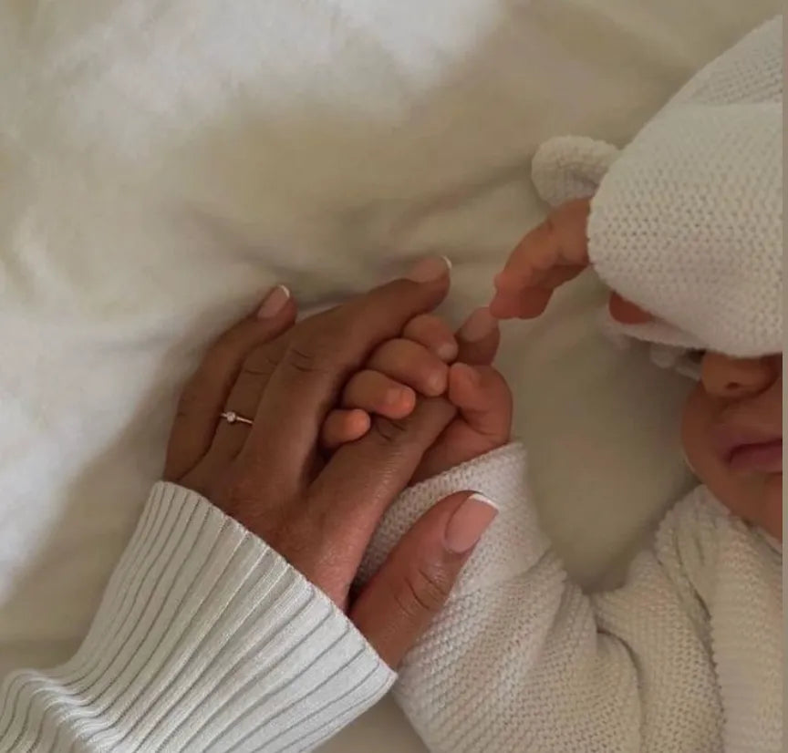 Beyond Flowers & Baby Clothes: Gifts New Mums Actually Need in Their First Months