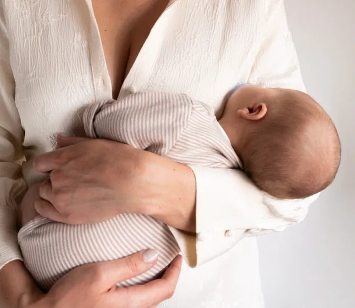 The Best Breastfeeding Gifts to Support Milk Supply Naturally