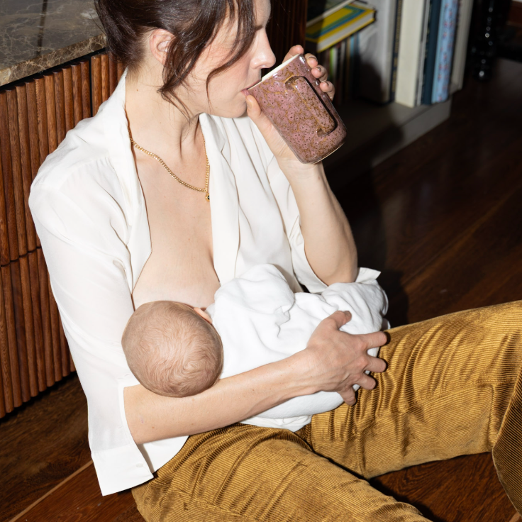 What to Drink While Breastfeeding? The Best Beverages for Milk Supply